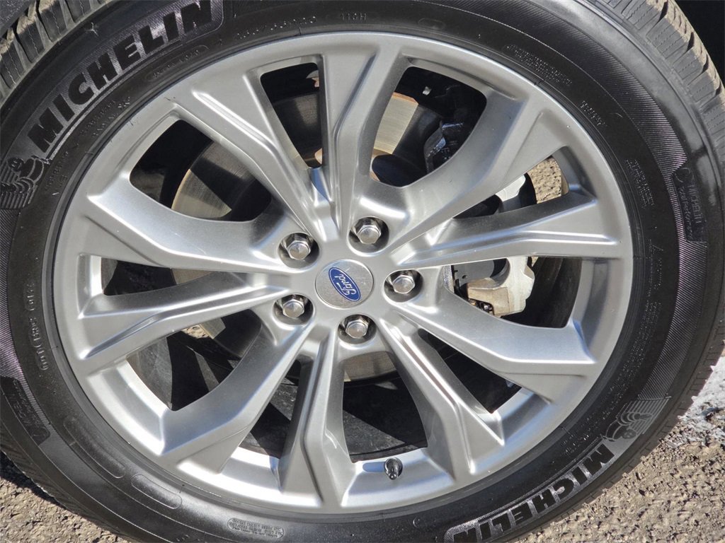 Used 2021 Ford Explorer Limited w/ Equipment Group 301A image 8