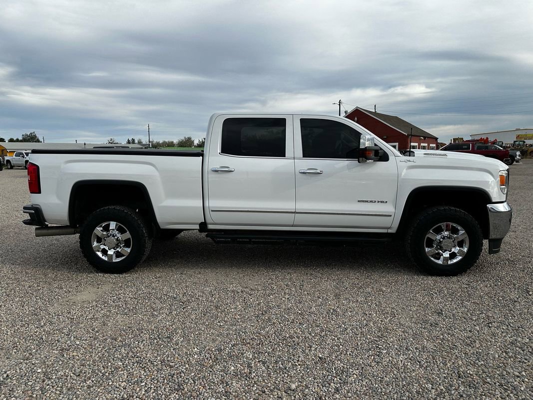 Used 2019 GMC Sierra 2500 SLT w/ Duramax Plus Package image 11