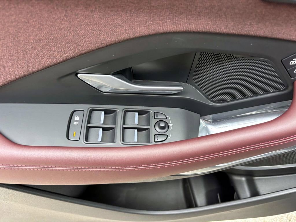 Used 2024 Jaguar E-PACE R-Dynamic SE image 13