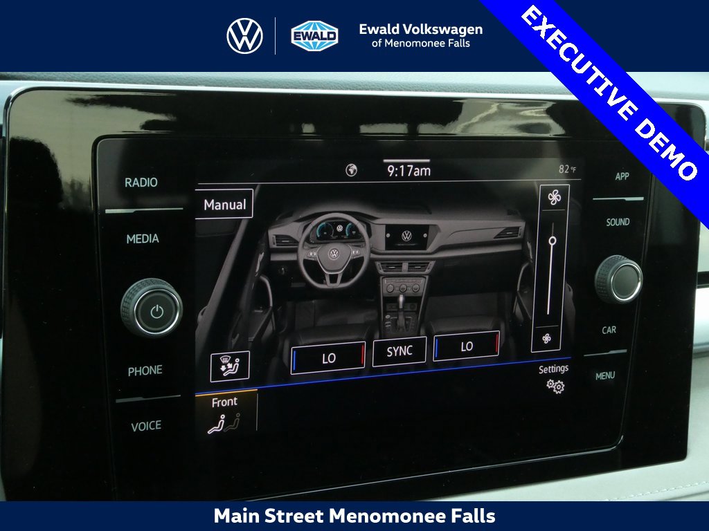 Used 2025 Volkswagen Taos SE image 37