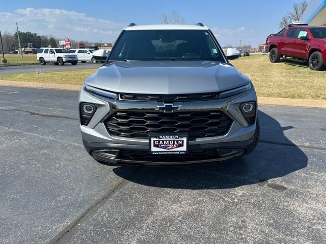 Used 2025 Chevrolet TrailBlazer ACTIV w/ Driver Confidence Package image 2