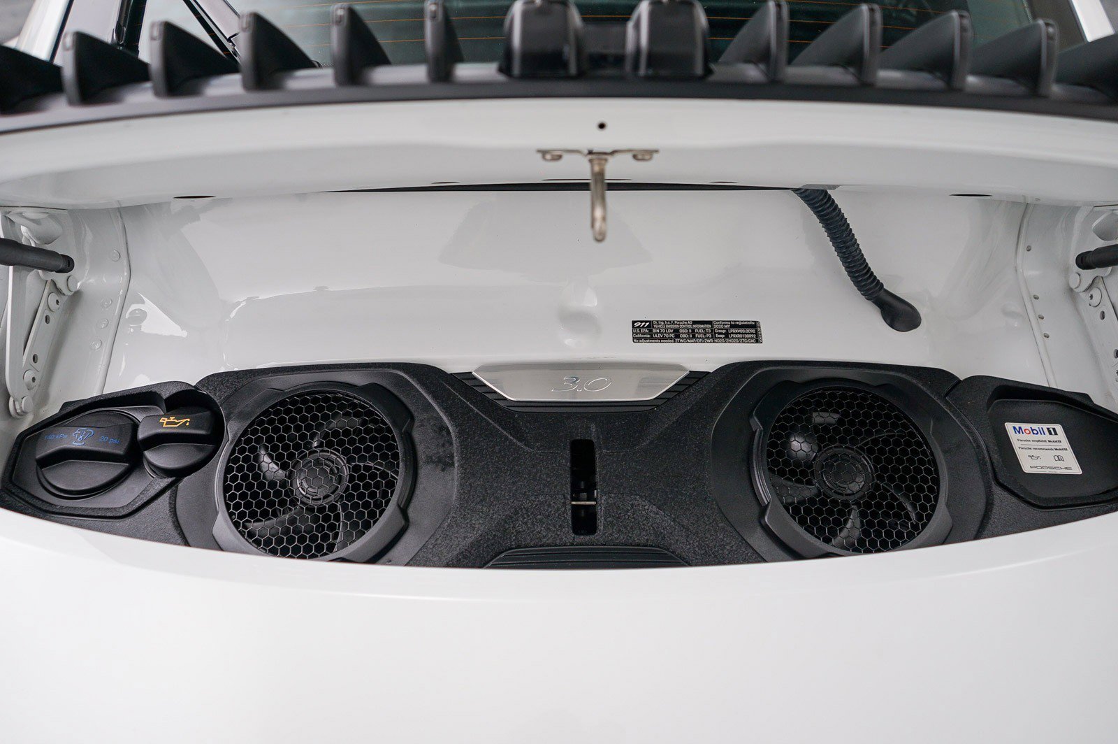 Used 2020 Porsche 911 Carrera RWD image 30