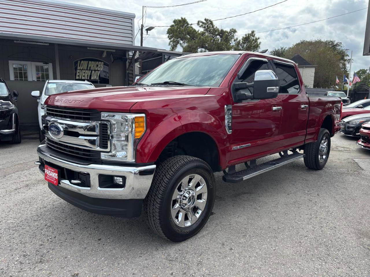 Used 2017 Ford F250 XLT w/ XLT Premium Package AWD/4WD image 2