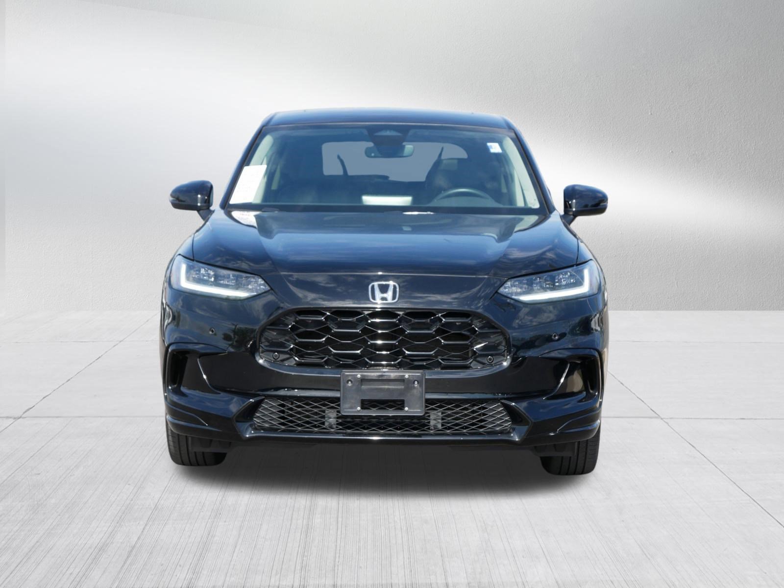 Used 2023 Honda HR-V EX-L image 2