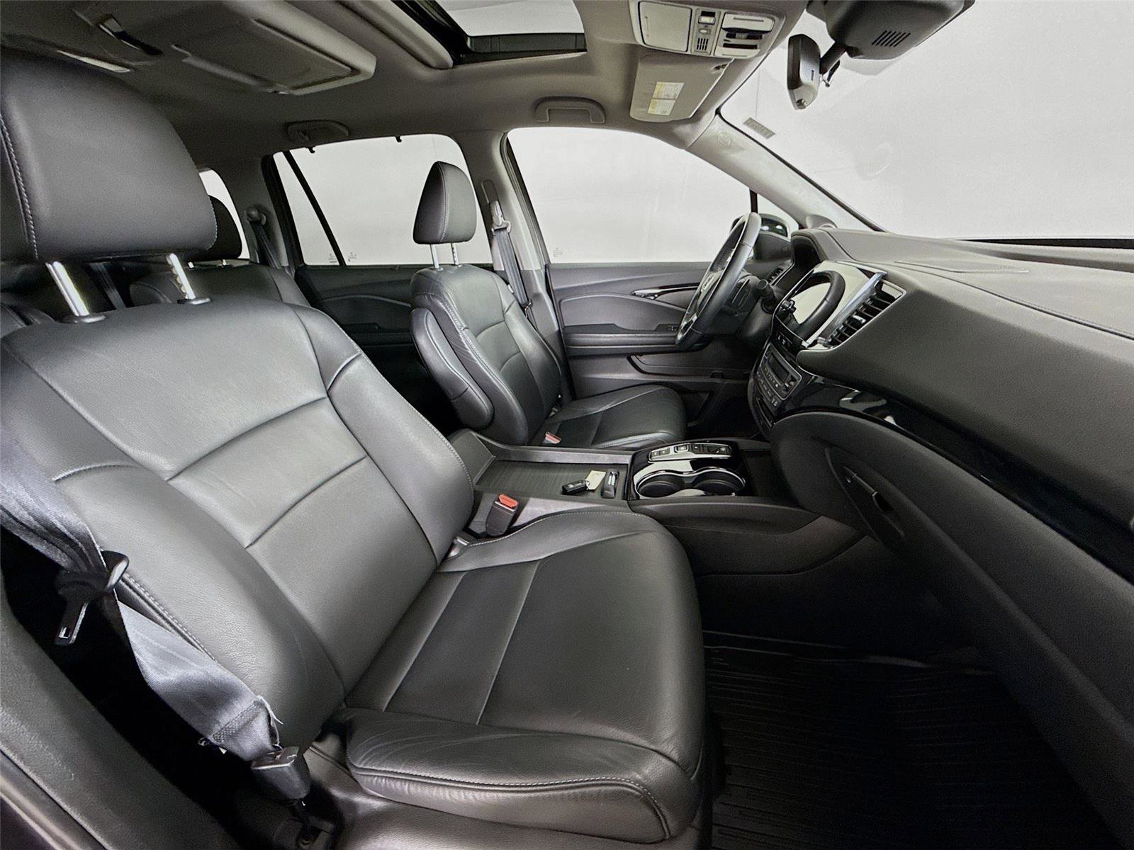 Used 2021 Honda Pilot Touring image 30