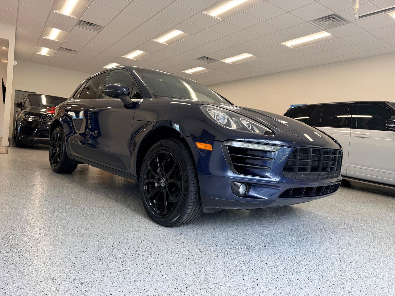 Used 2015 Porsche Macan S AWD/4WD image 12
