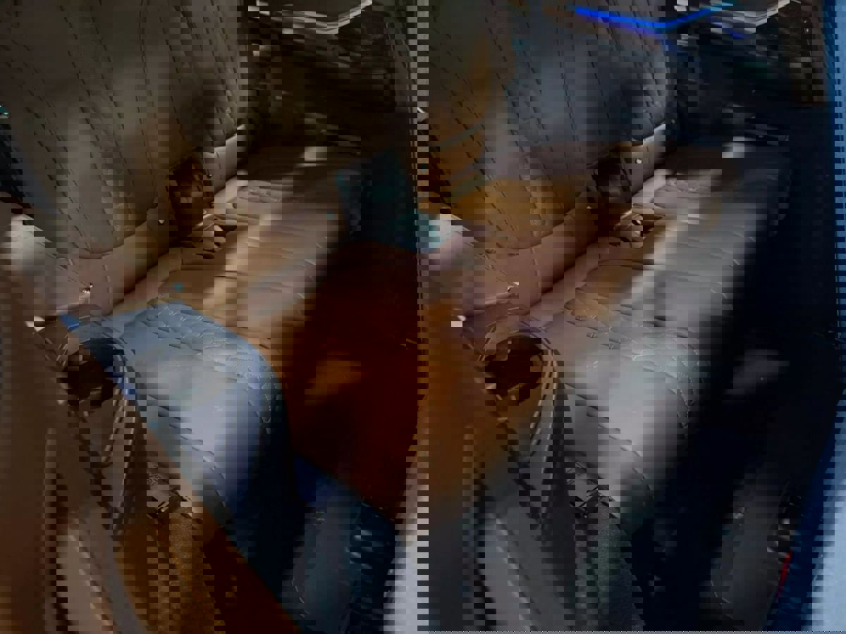 Used 2019 BMW X7 xDrive50i w/ Dynamic Handling Package image 32