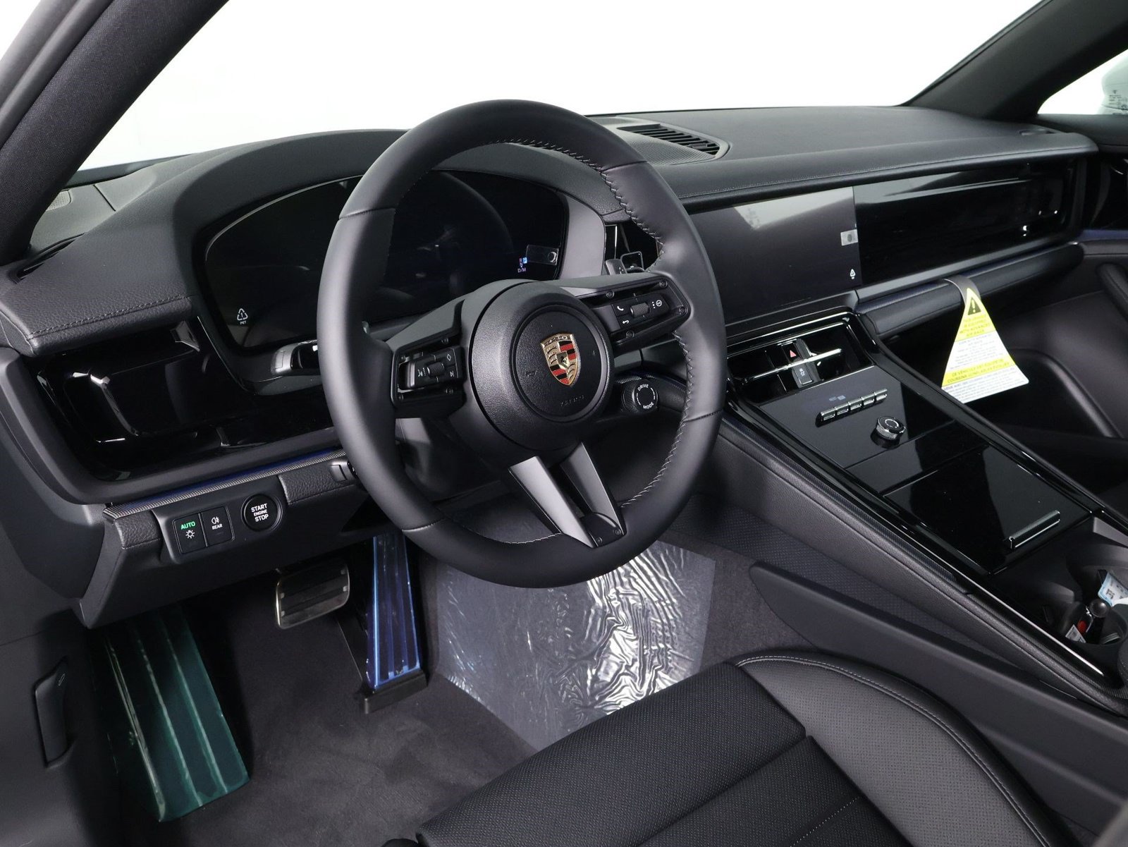 New 2026 Porsche Panamera RWD image 4