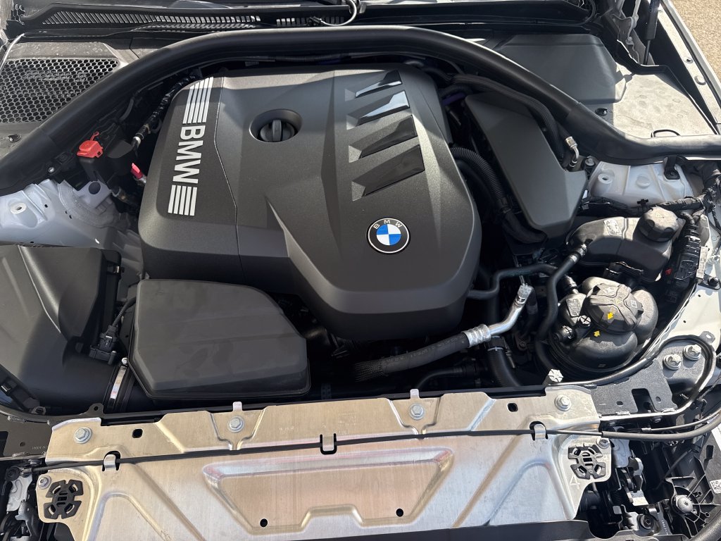 Used 2026 BMW 330i xDrive Sedan w/ Premium Package AWD/4WD image 23