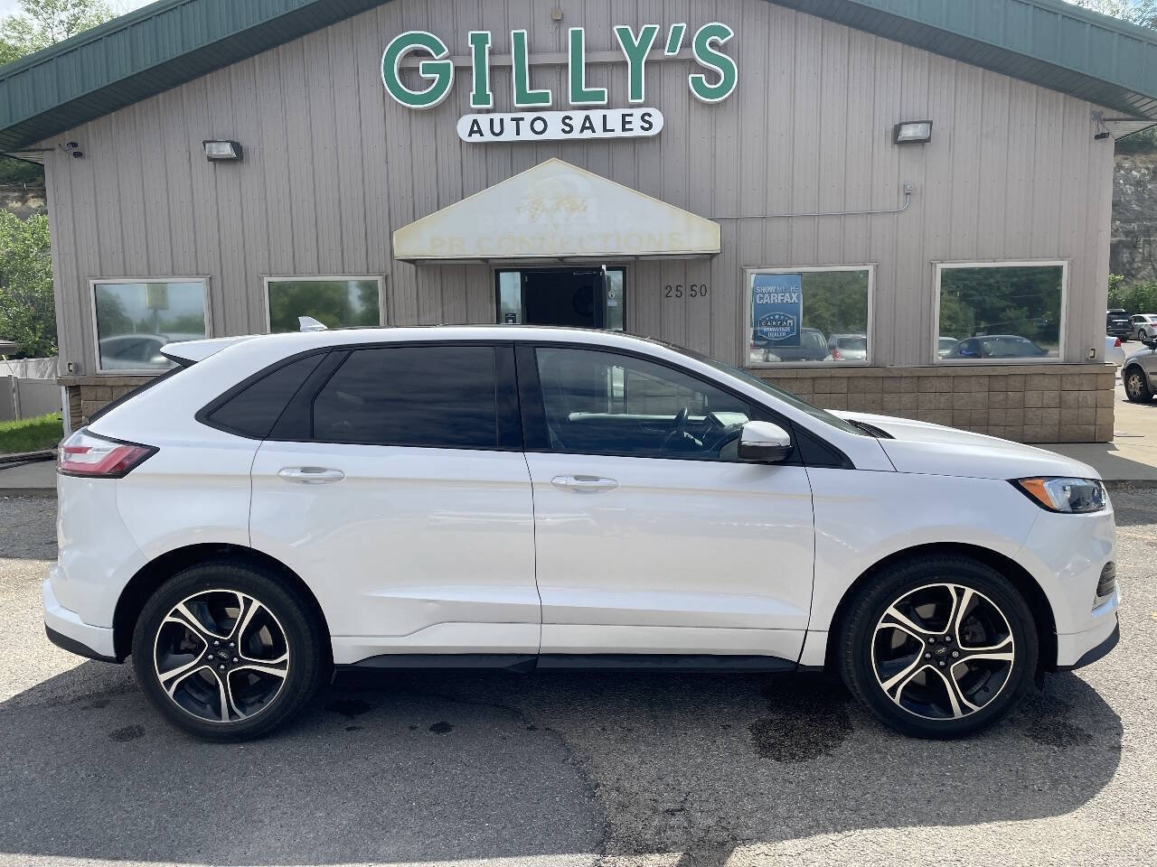 Used 2019 Ford Edge ST w/ Cold Weather Package AWD/4WD image 1