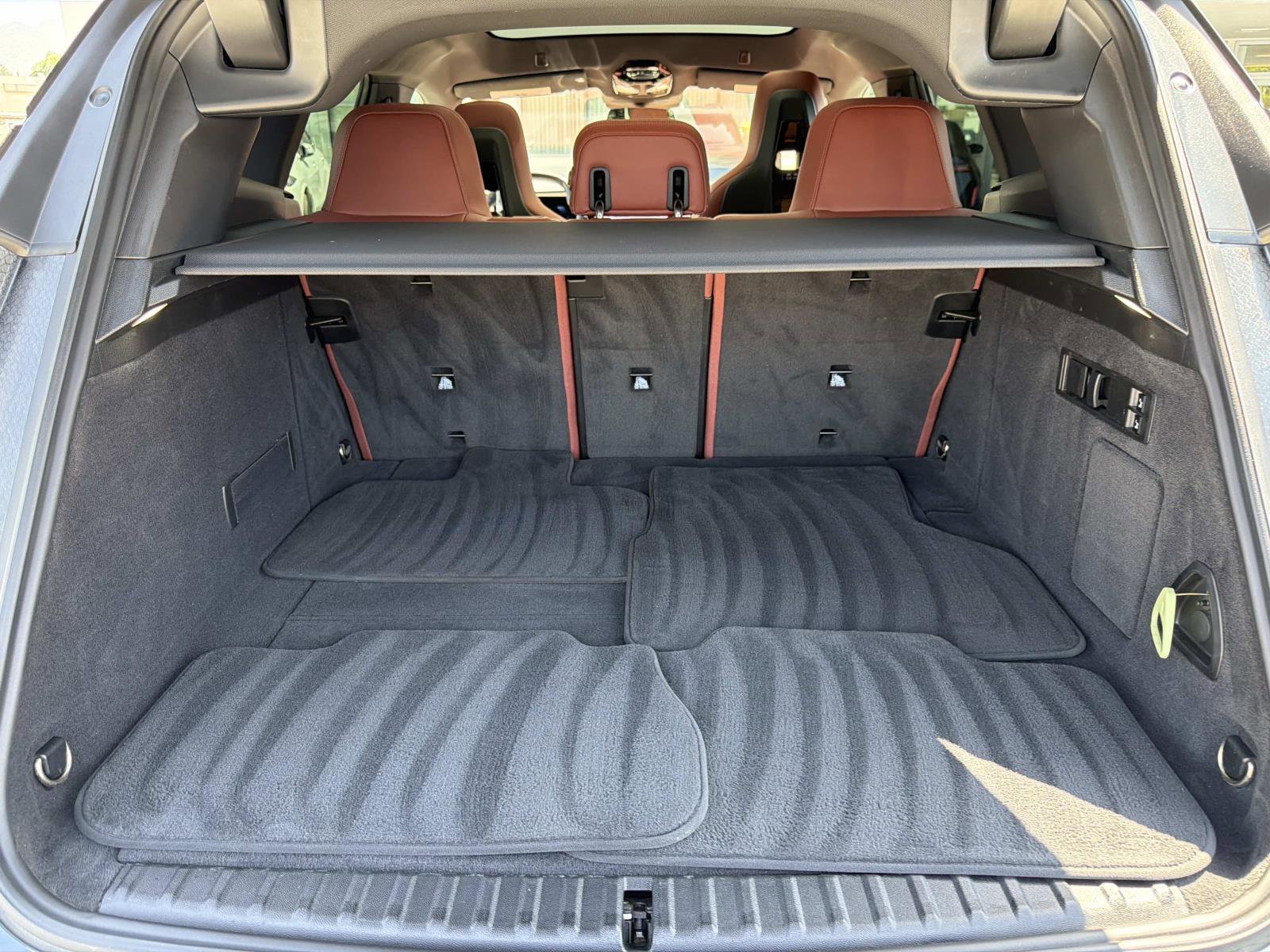 Certified 2023 BMW iX xDrive50 w/ Sport Package image 5