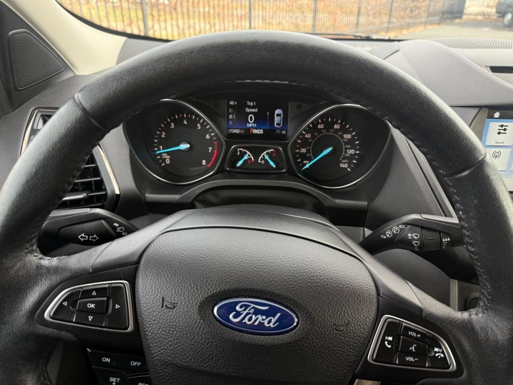 Used 2018 Ford Escape SEL image 23