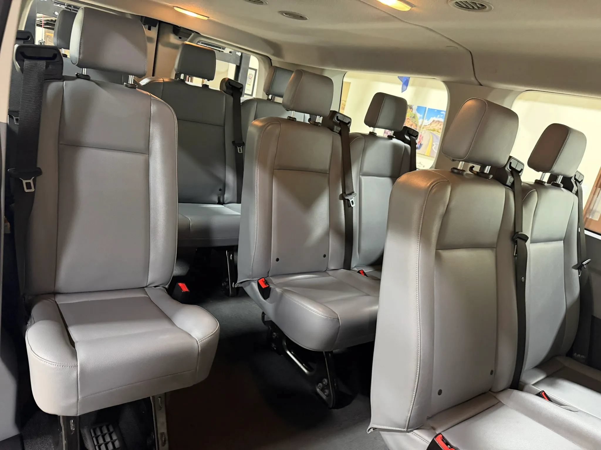 Used 2018 Ford Transit 150 XL RWD image 29