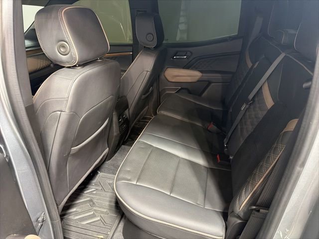 Used 2024 GMC Canyon Denali AWD/4WD image 33