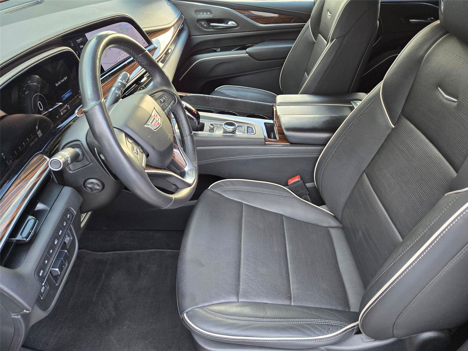 Used 2021 Cadillac Escalade Premium Luxury w/ Driver Assist Tech Package AWD/4WD image 11