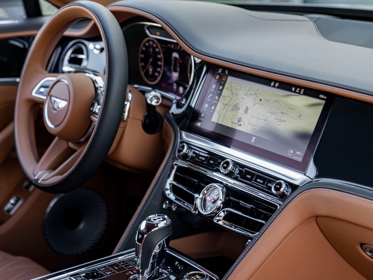 Certified 2021 Bentley Flying Spur W12 image 32