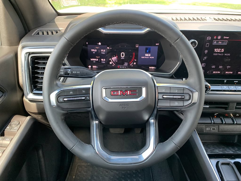Used 2024 GMC Canyon Elevation RWD image 9