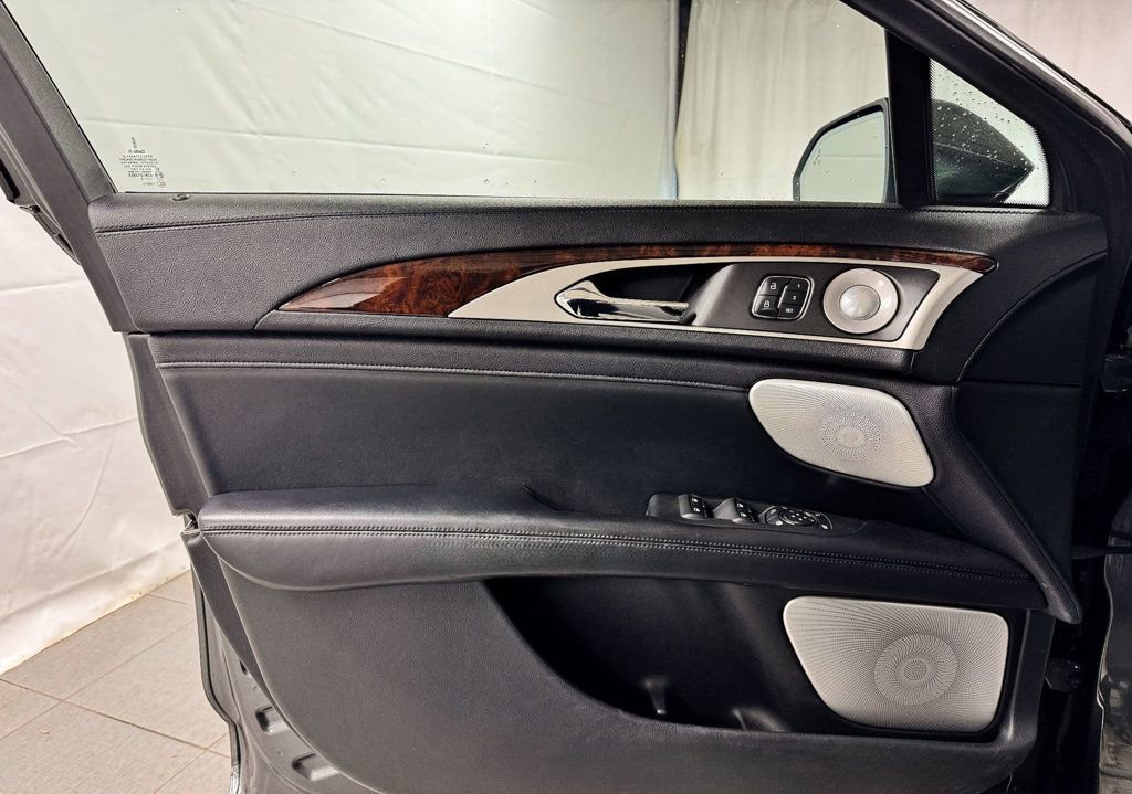 Used 2019 Lincoln MKZ Reserve w/ Luxury Package AWD/4WD image 15