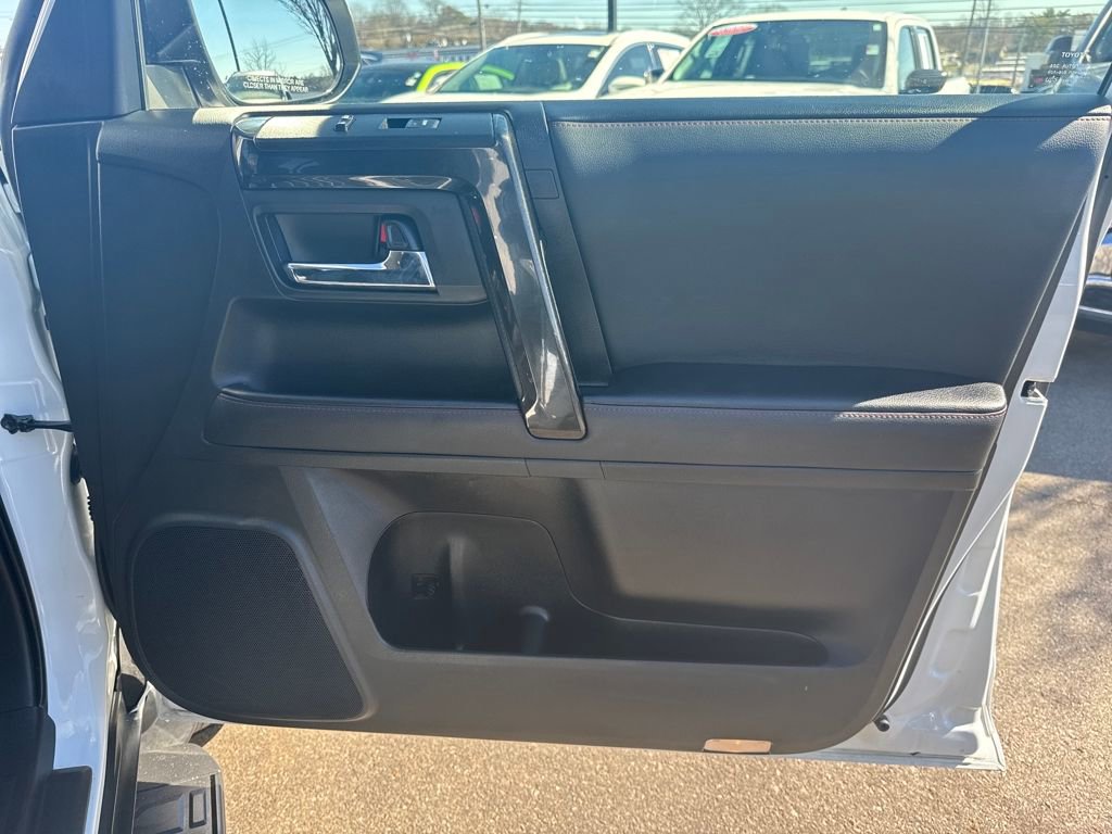 Used 2024 Toyota 4Runner TRD Off-Road Premium image 42
