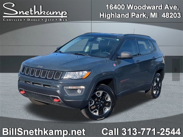 Used 2017 Jeep Compass Trailhawk w/ Navigation Group image 1