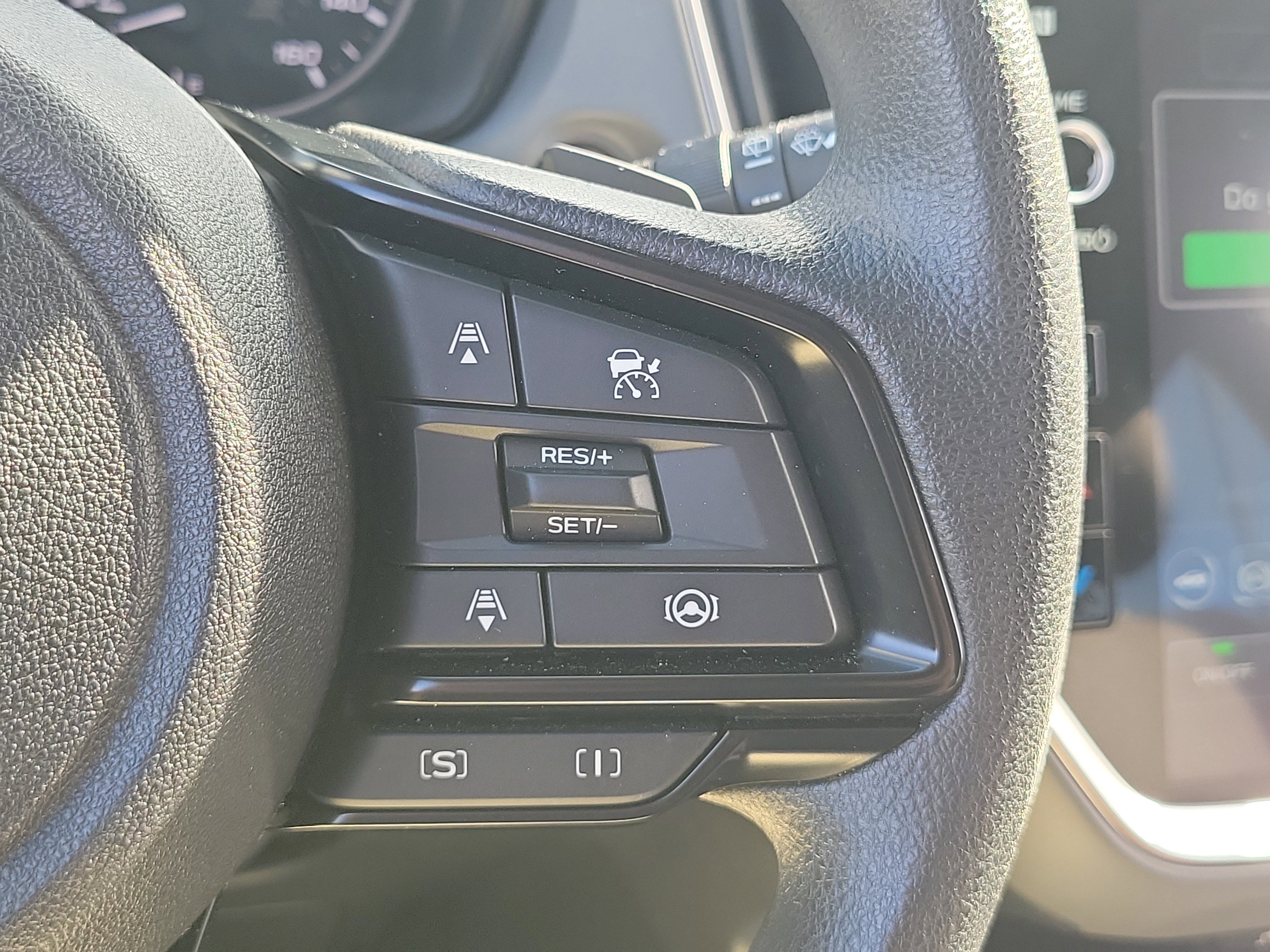 Certified 2024 Subaru Crosstrek 2.0i Premium image 28