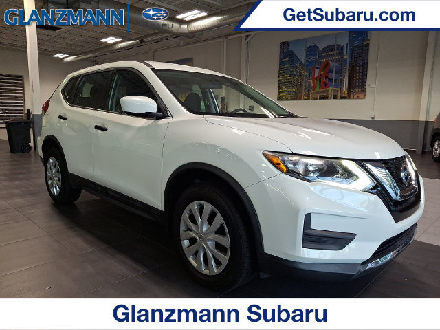 Used 2017 Nissan Rogue S AWD/4WD image 1