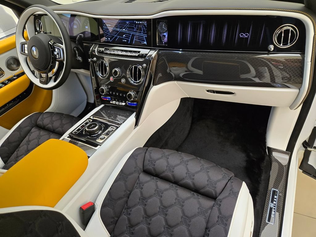 New 2027 Rolls-Royce Cullinan Black Badge AWD/4WD image 26