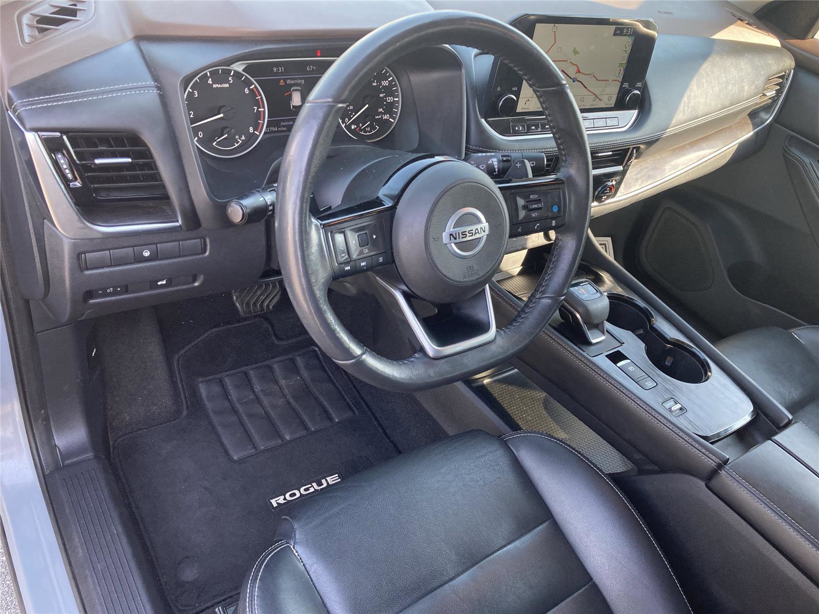 Used 2021 Nissan Rogue SL w/ Premium Package image 10