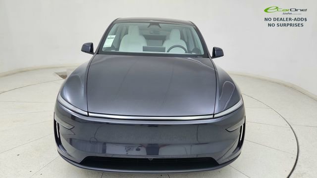 Used 2026 Tesla Model Y 2WD image 2