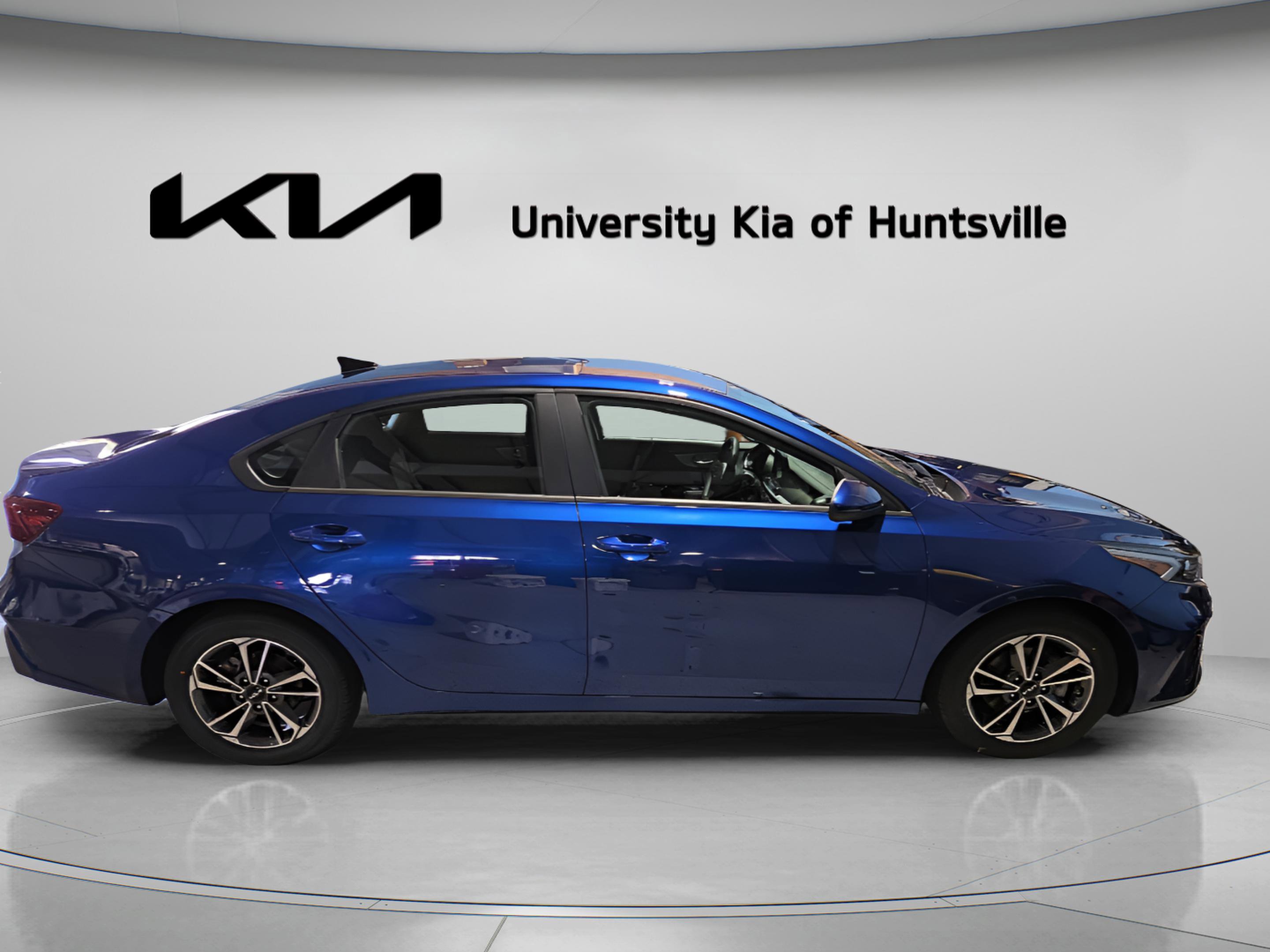 Used 2024 Kia Forte LXS image 7