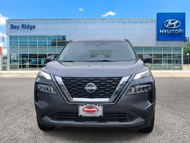 Used 2023 Nissan Rogue SV AWD/4WD image 2