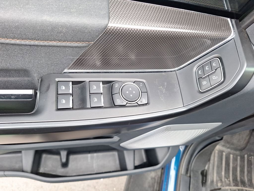 Used 2022 Ford F150 Raptor w/ Equipment Group 801A High AWD/4WD image 23