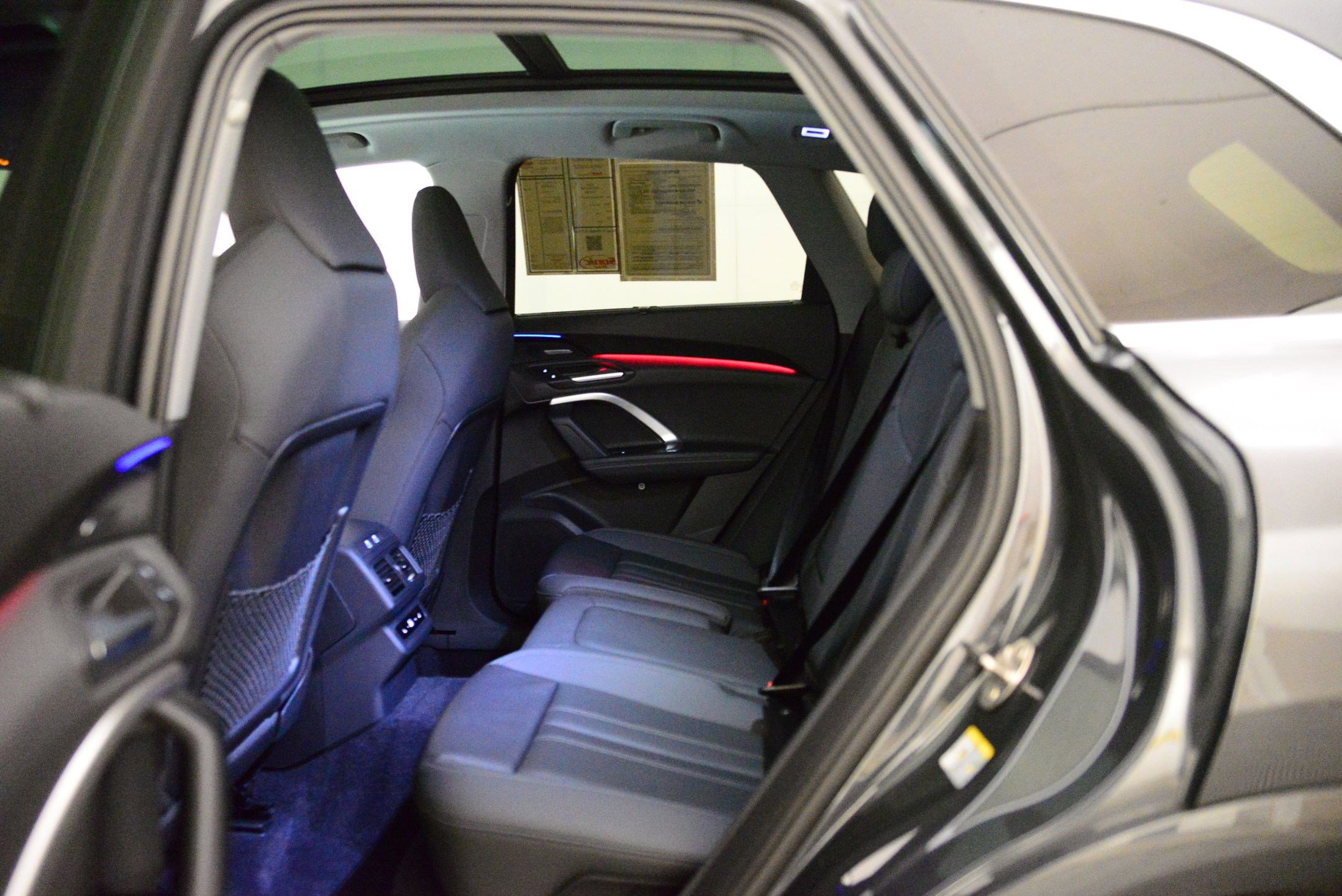 Certified 2025 Audi Q5 Prestige image 11