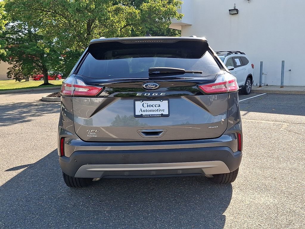 Used 2024 Ford Edge SEL w/ Convenience Package AWD/4WD image 8
