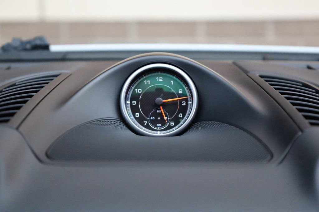 Used 2016 Porsche Cayenne image 35