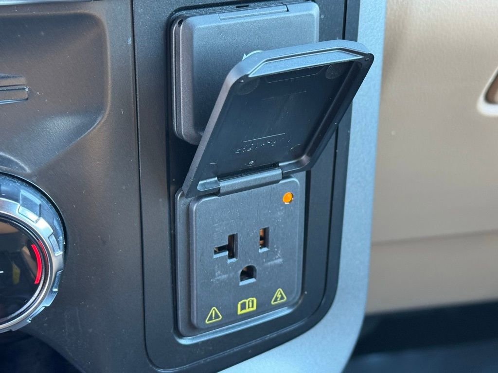 Used 2022 Ford F150 Lariat w/ Max Trailer Tow Package image 32