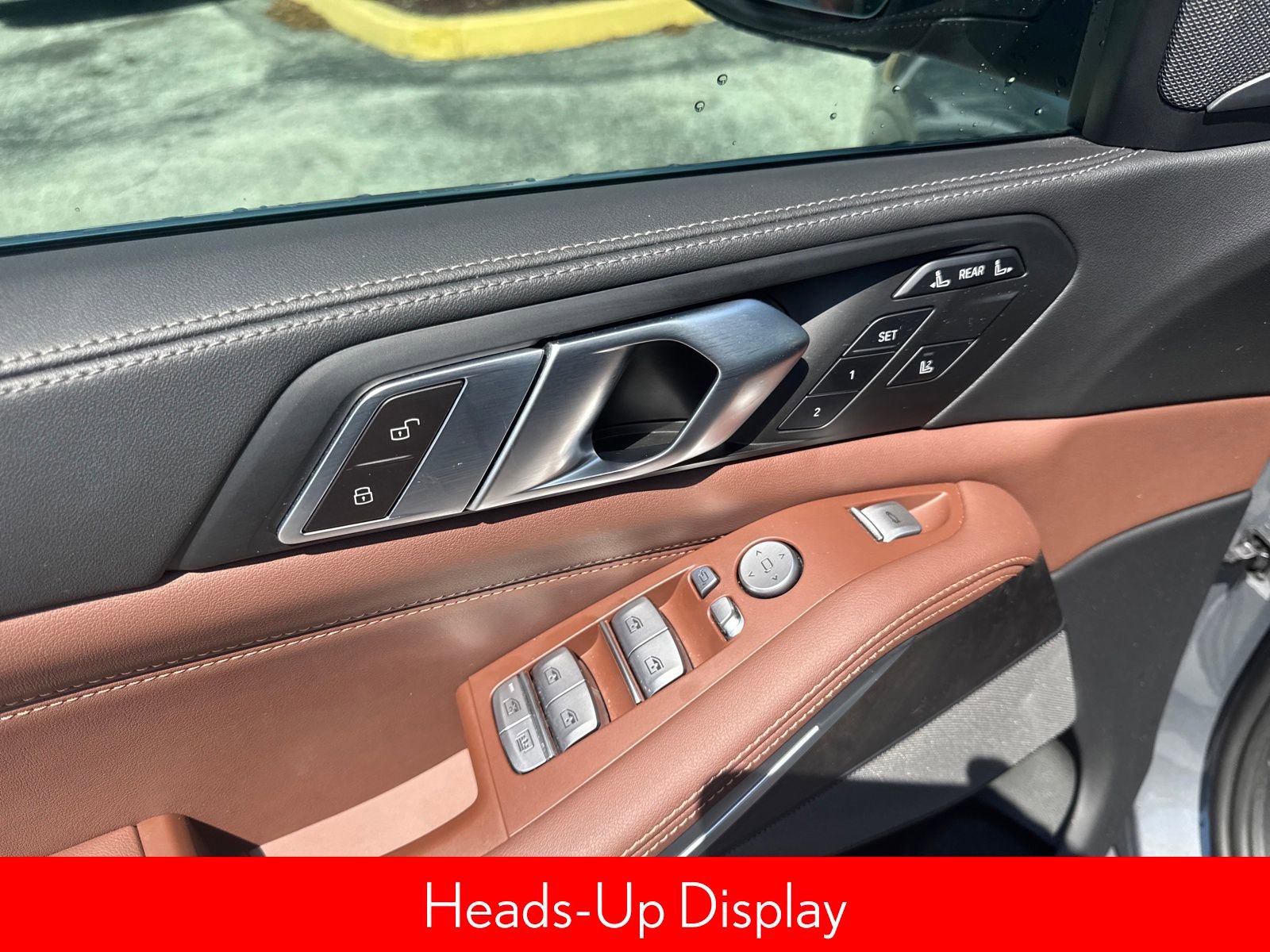 Used 2024 BMW X7 xDrive40i image 13