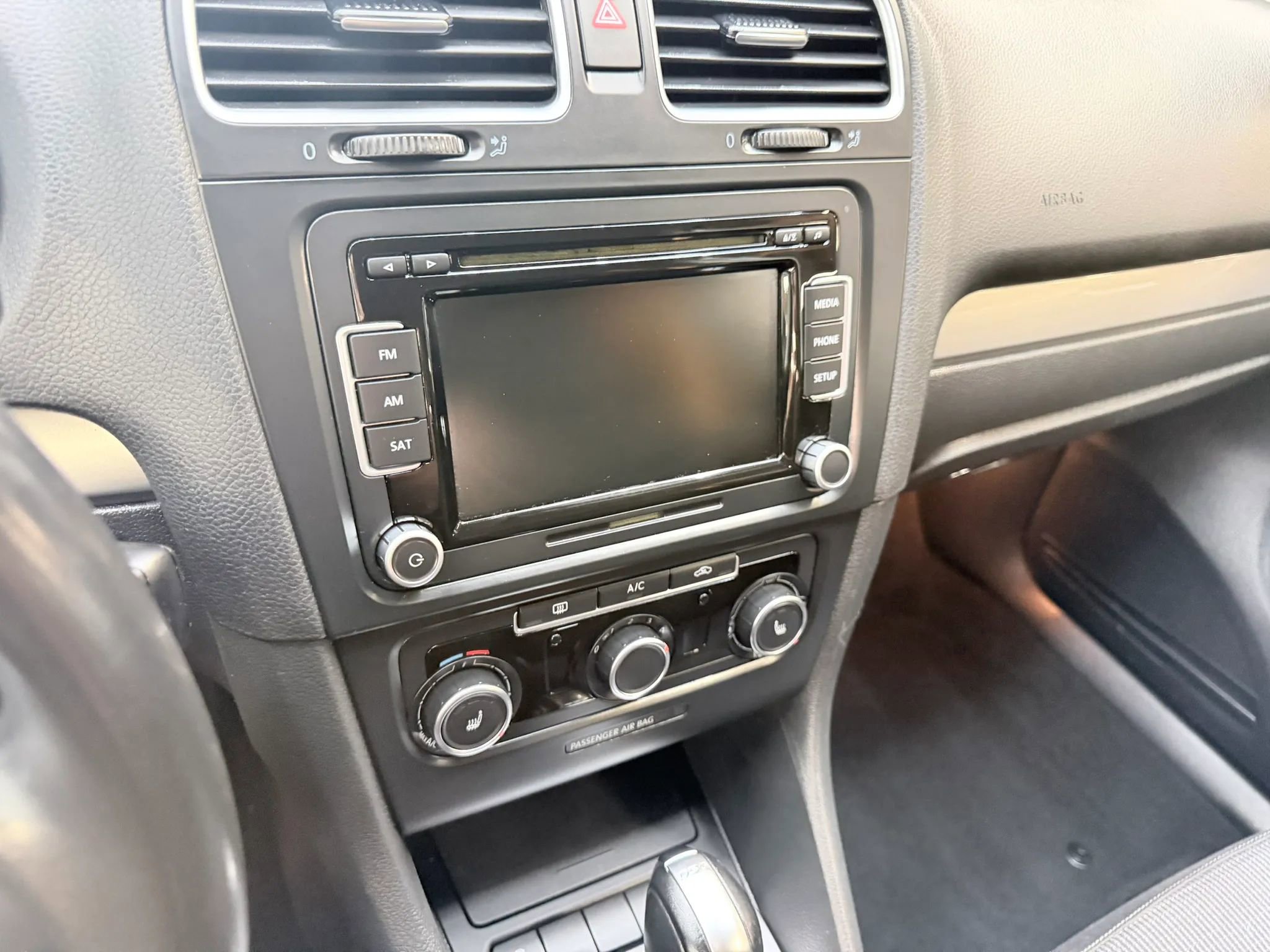 Used 2013 Volkswagen Golf TDI image 19