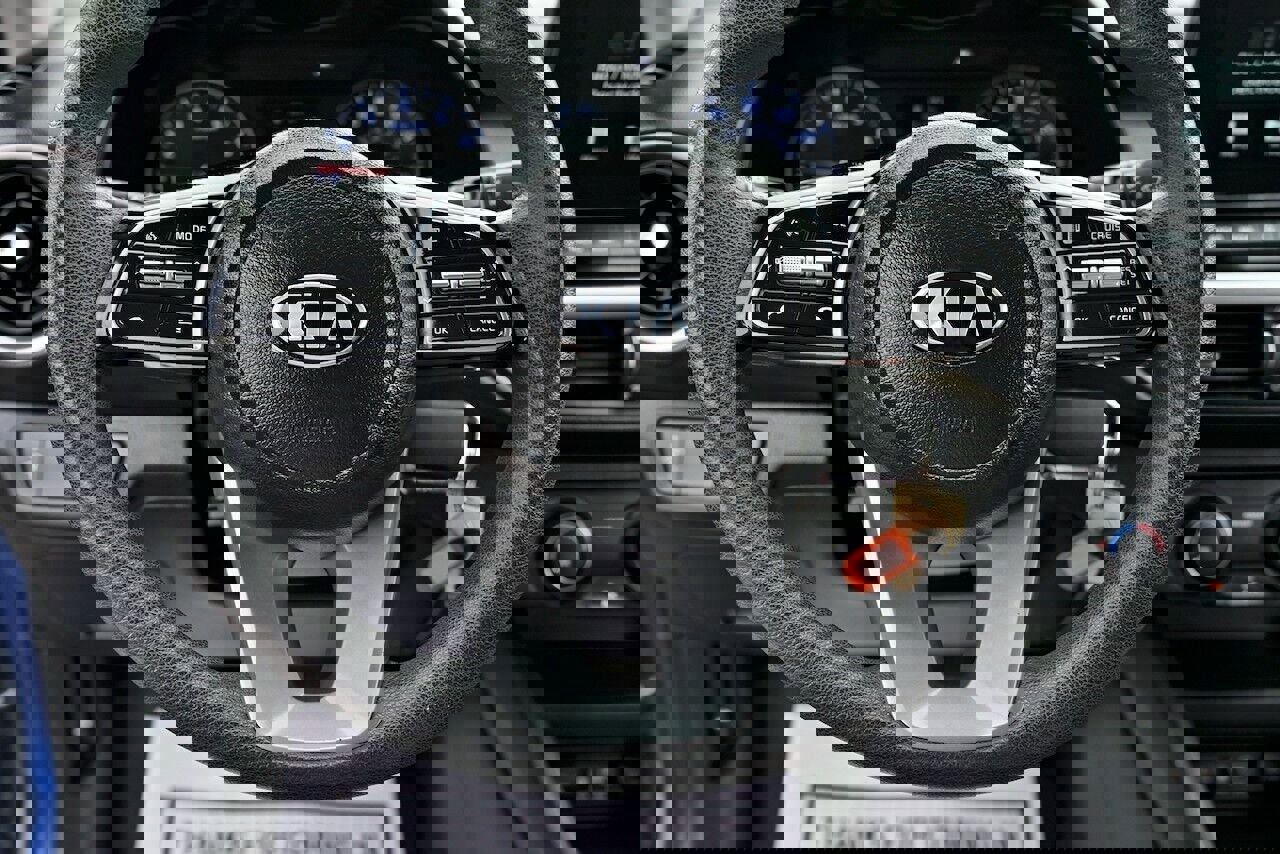 Used 2021 Kia Forte LXS image 20