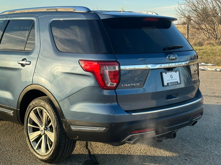 Used 2018 Ford Explorer Limited image 10