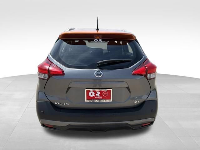 Used 2020 Nissan Kicks SR FWD image 9