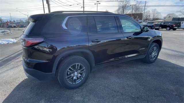 Used 2025 GMC Acadia Elevation image 2