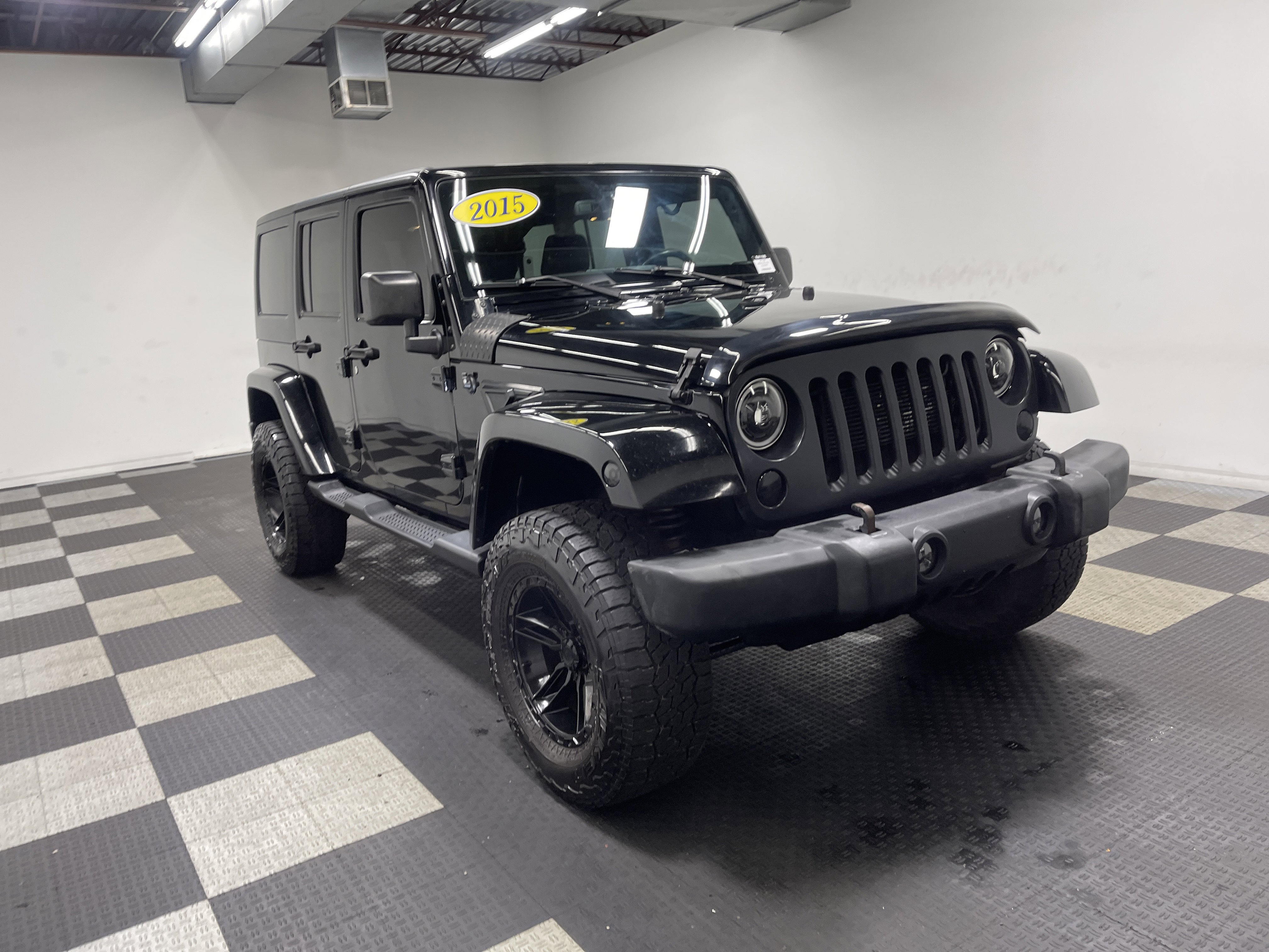 Used 2015 Jeep Wrangler Unlimited Sahara w/ Connectivity Group image 6