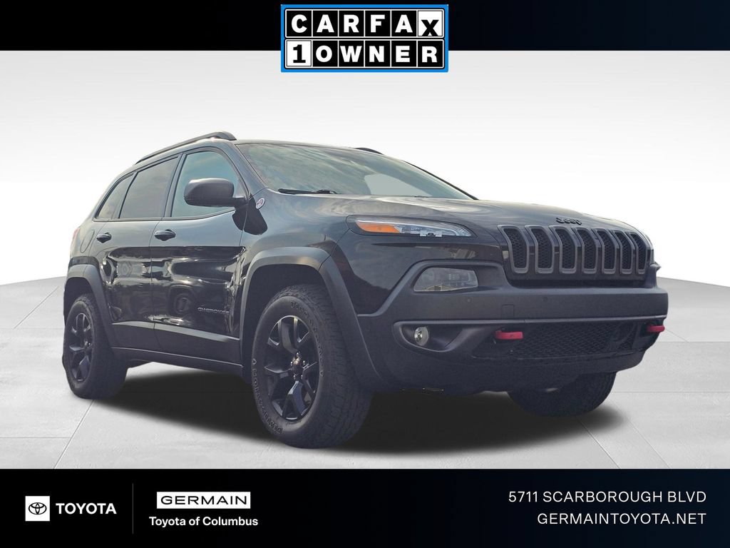 Used 2016 Jeep Cherokee Trailhawk w/ Comfort/Convenience Group AWD/4WD image 1