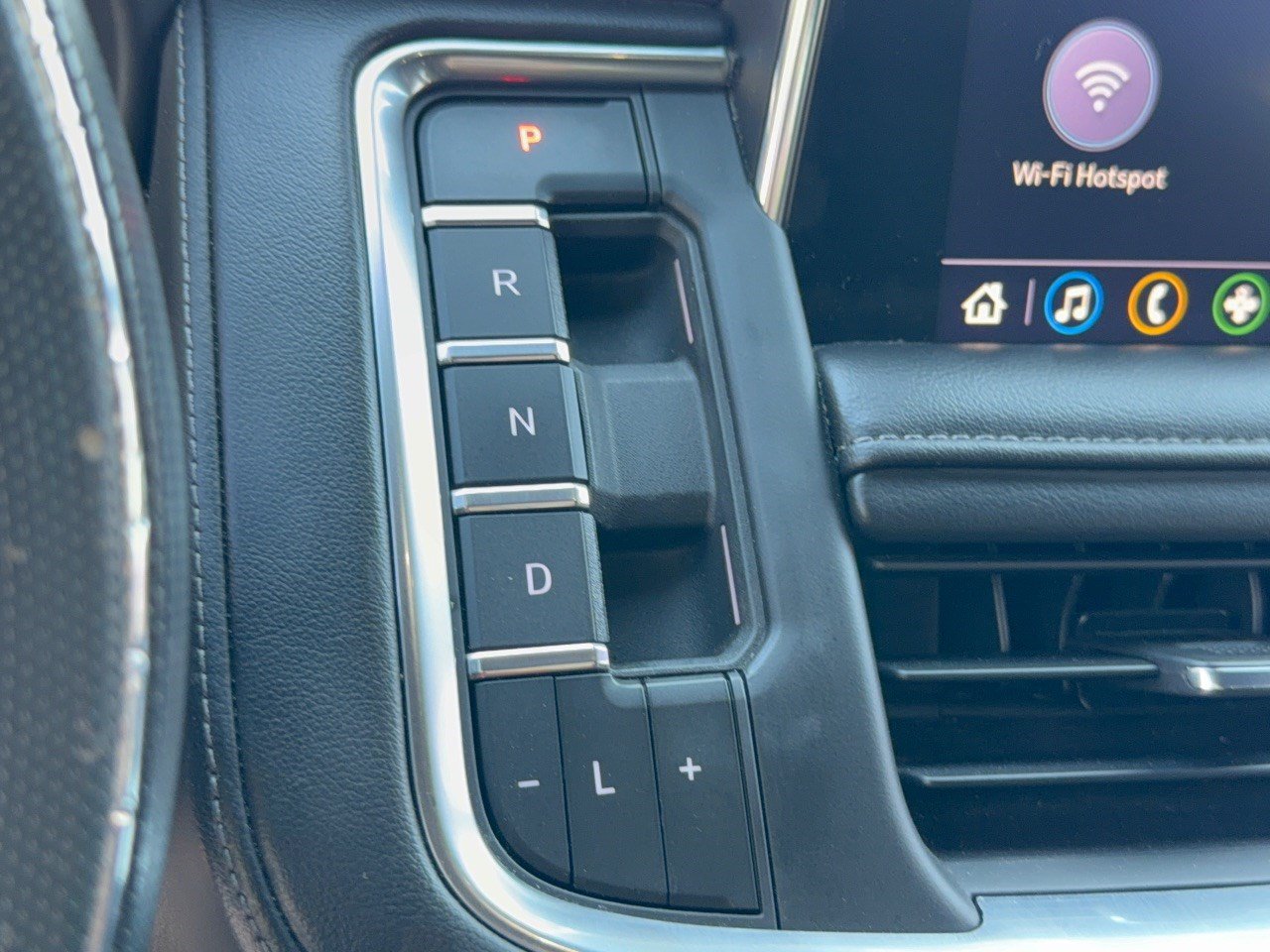 Certified 2021 Chevrolet Tahoe Z71 AWD/4WD image 21
