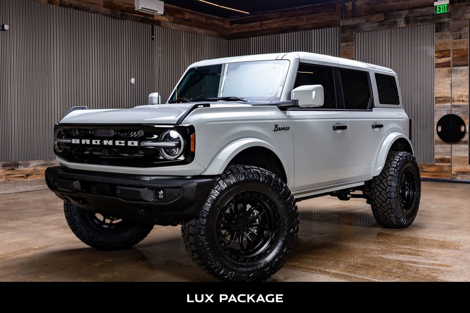 Used 2026 Ford Bronco Outer Banks image 5