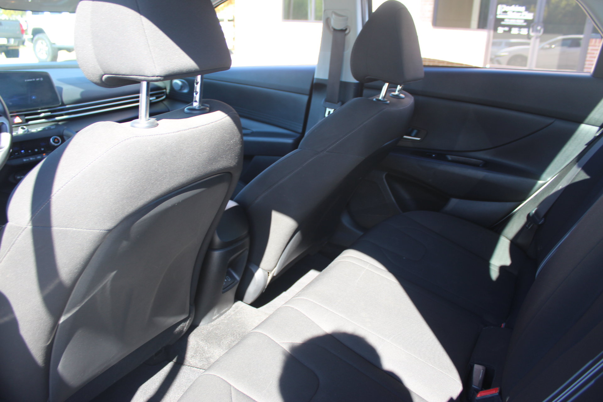 Used 2024 Hyundai Elantra SEL FWD image 23