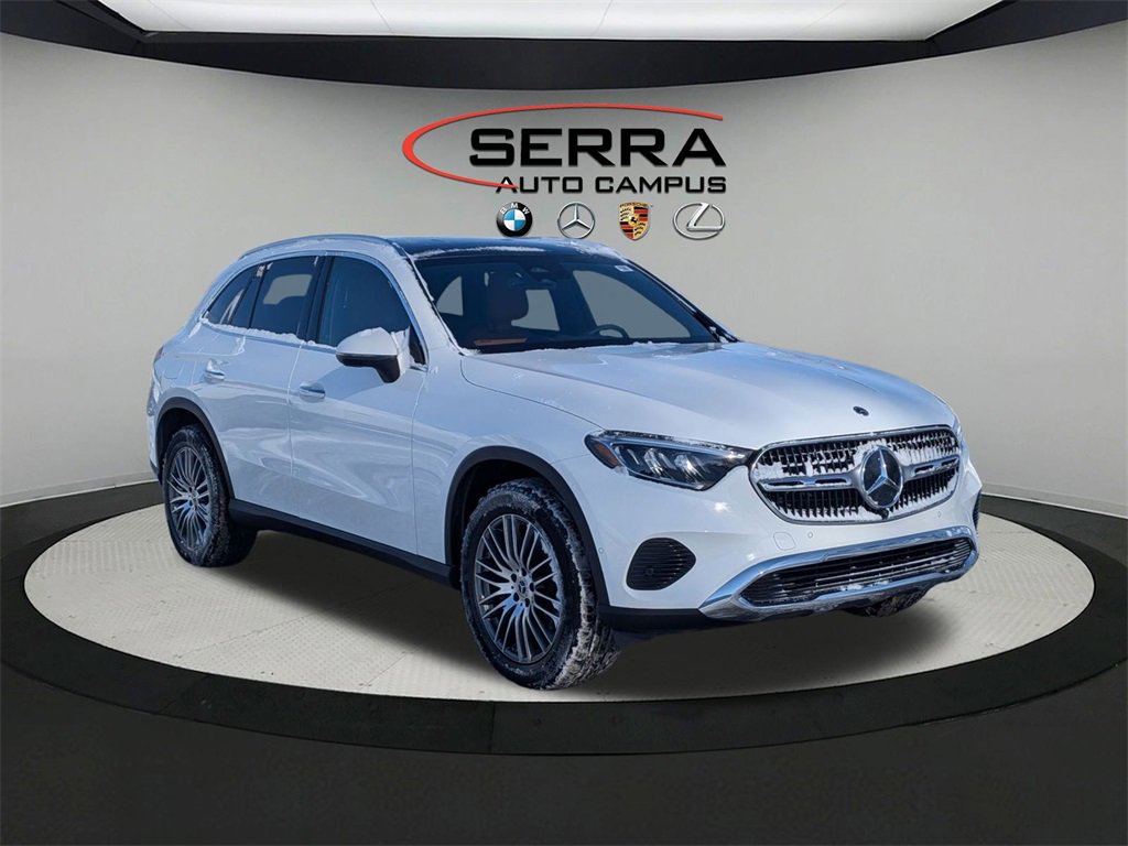 Used 2026 Mercedes-Benz GLC 300 4MATIC image 1