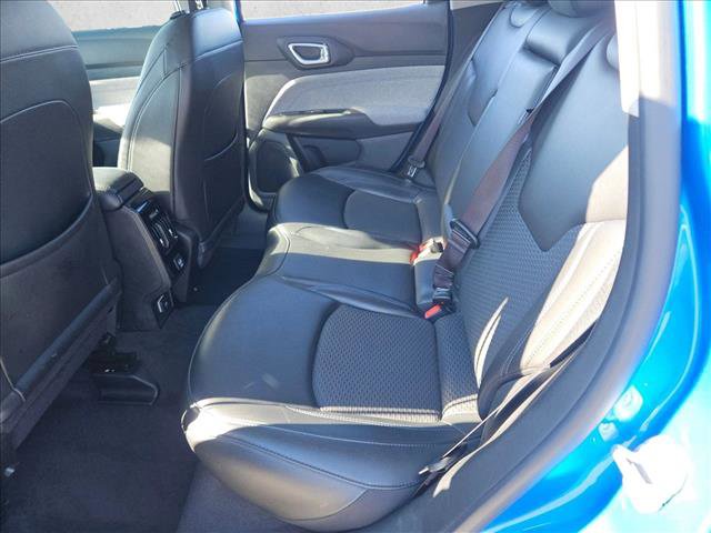 Used 2022 Jeep Compass Latitude image 10