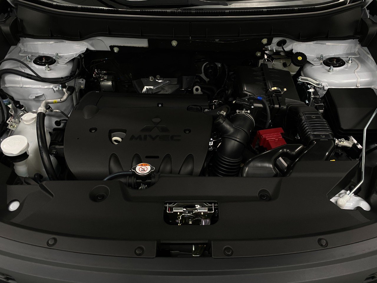 New 2026 Mitsubishi Outlander Sport LE AWD/4WD image 10